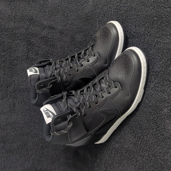 🔥Nike Dunk Sky Hi Essential Wedge Sneakers - Picture 3 of 11